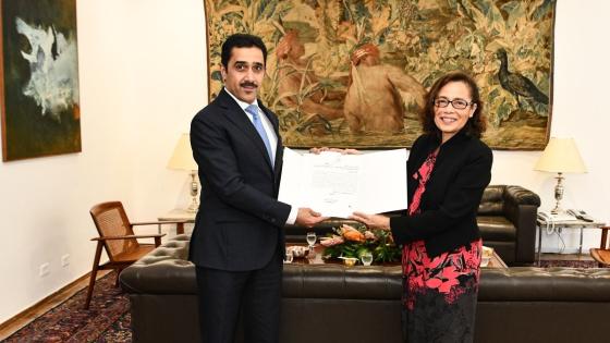 جانب من تسليم أوراق الاعتماد