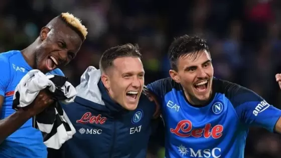 إليف إلماس وبيوتر زيلينسكي وفيكتور أوسيمين