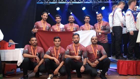 المنتخب القطري للقفز المظلي