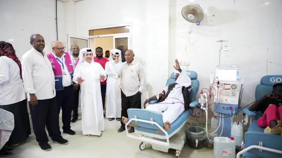 خلال زيارة سعادة السفير إلى المصابين