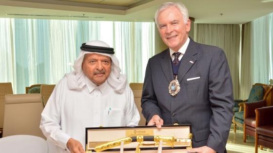 سعادة الشيخ فيصل بن قاسم آل ثاني واللورد نيكولاس ليونز
