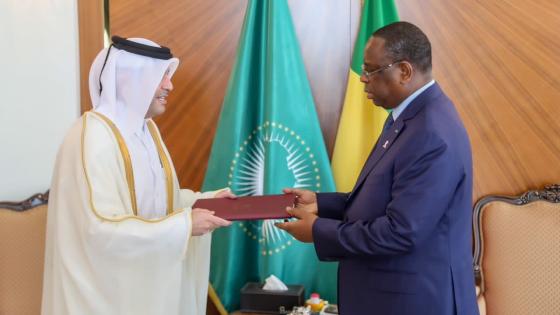 جانب من تسلم أوراق الاعتماد