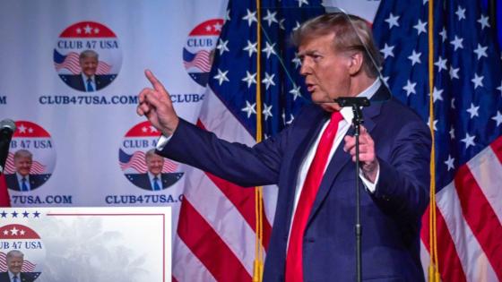 الرئيس الأمريكي السابق دونالد ترامب