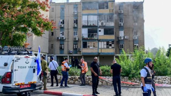 مكان سقوط صاروخ أطلقته "القسام" اليوم على مبنى في تل أبيب