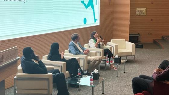 جانب من الندوة