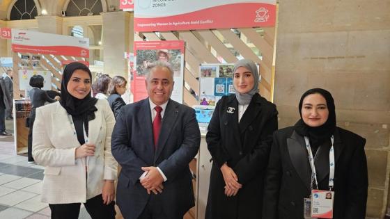 وفد دولة قطر في منتدى باريس للسلام