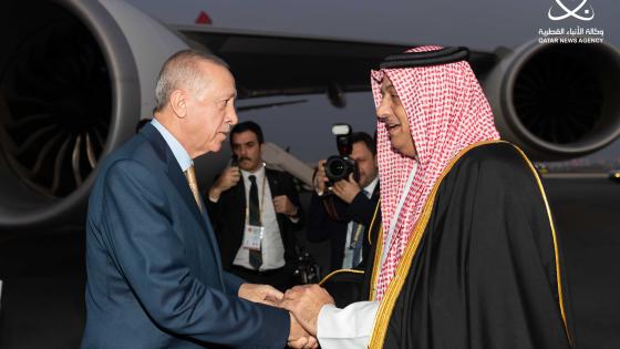لحظة وصول الرئيس رجب طيب أردوغان رئيس الجمهورية التركية الشقيقة