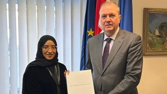 جانب من تسليم أوراق الاعتماد