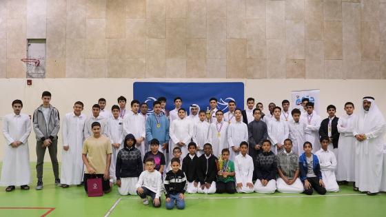 صورة جماعية للمكرمين