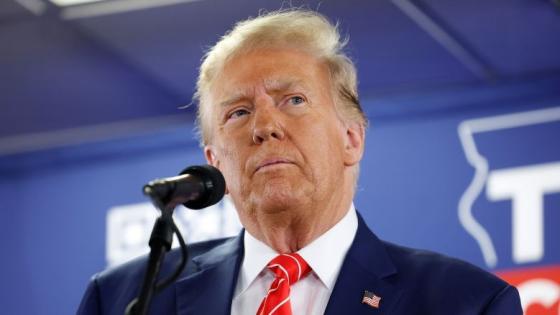 الرئيس الأمريكي السابق دونالد ترامب