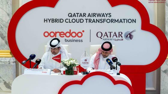 جانب من التوقيع