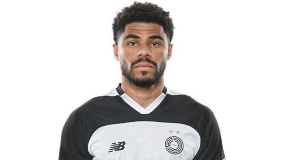 البرازيلي باولو أوتافيو مدافع نادي السد