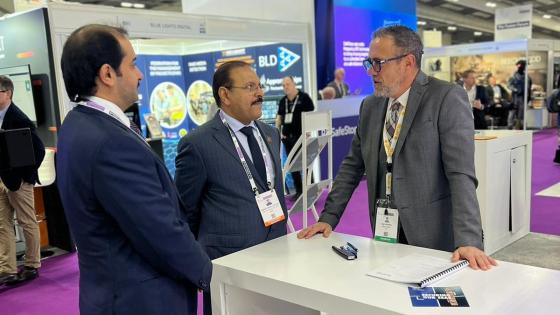 جانب من زيارة وفد ميليبول قطر للمعرض