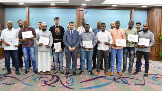 متدربو برنامج التخليص الجمركي