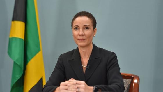 كامينا جونسون سميث وزيرة الخارجية والتجارة الخارجية بجامايكا
