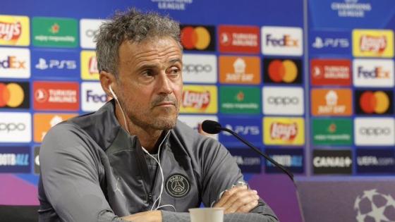 المدرب لويس إنريكي المدير الفني لنادي باريس سان جيرمان