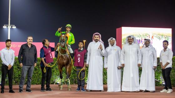 جانب من تتويج الفائزين