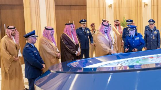 جانب من مشاركة سعادة وزير الدولة لشؤون الدفاع في حفل الافتتاح