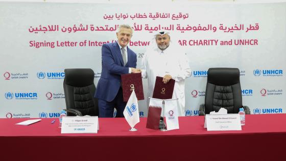 جانب من توقيع الاتفاقية