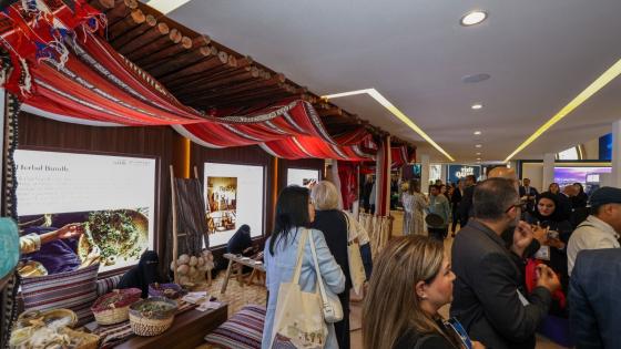 جانب من جناح قطر للسياحة بالمعرض