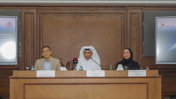 جانب من نقاشات الجلسة