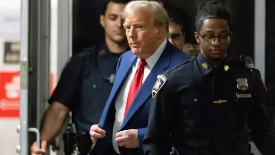 الرئيس الأمريكي السابق دونالد ترامب