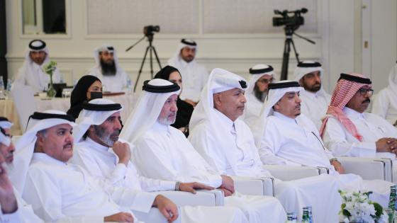 جانب من الندوة