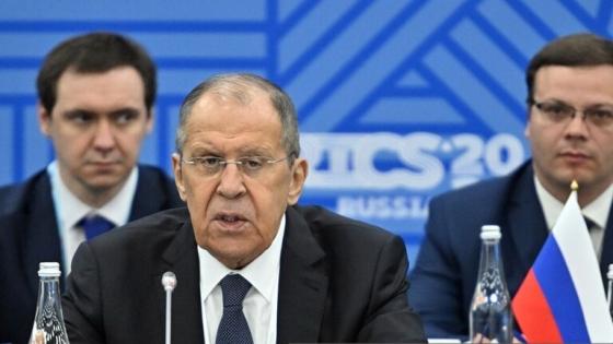 وزير الخارجية الروسي سيرغي لافروف