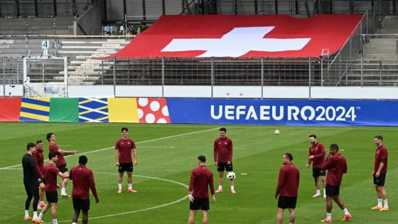 لاعبو منتخب سويسرا