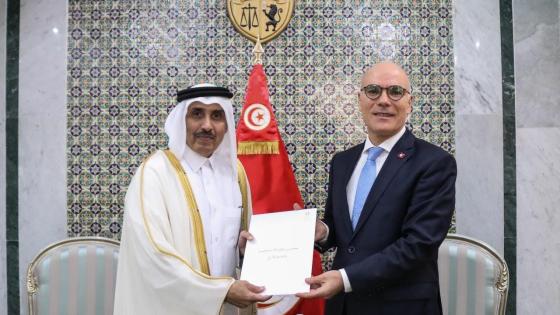 جانب من تسليم أوراق الاعتماد