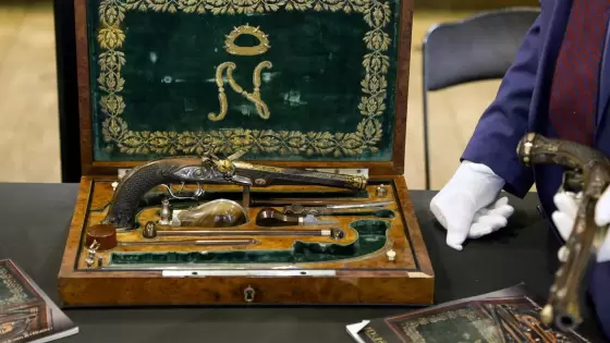 مسدسان ضمن ملكية نابليون بونابرت