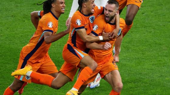 مباراة هولندا ضد تركيا