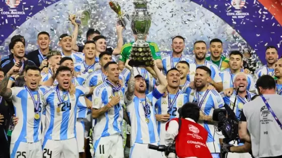 تتويج منتخب الأرجنتين بلقب كوبا أمريكا