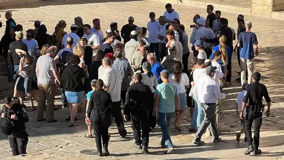 اقتحام المسجد الأقصى