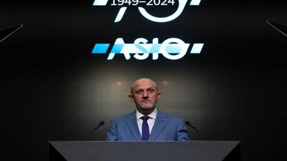 مايك بورغيس مدير منظمة الاستخبارات الأمنية الأسترالية