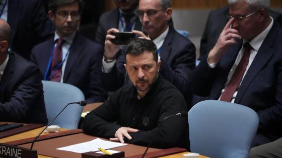 الرئيس الأوكراني فولوديمير زيلينسكي