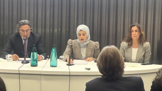 جانب من الجلسة