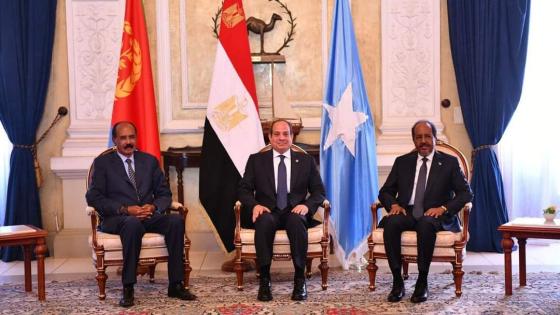 جانب من القمة الثلاثية