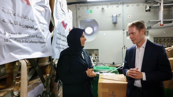 لحظة وصول المساعدات إلى لبنان في حضور وزير الدولة للتعاون الدولي