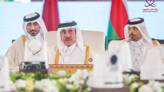 سعادة السيد جاسم بن سيف السليطي وزير المواصلات يترأس الاجتماع