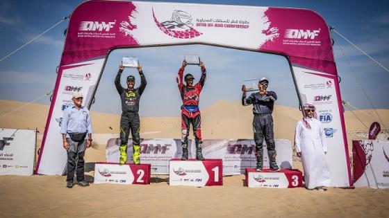 جانب من تتويج الفائزين