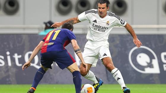 لويس فيجو في لقطة من مباراة أساطير ريال مدريد وبرشلونة بالدوحة