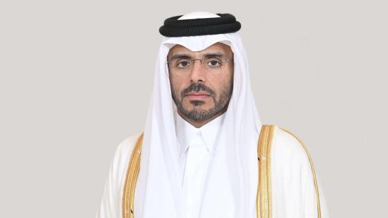 سعادة السيد عبدالله بن محمد بن مبارك الخليفي رئيس الديوان الأميري