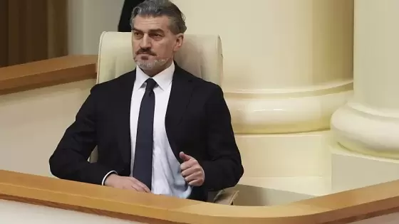 لاعب كرة القدم السابق ميخائيل كافيلاشفيلي