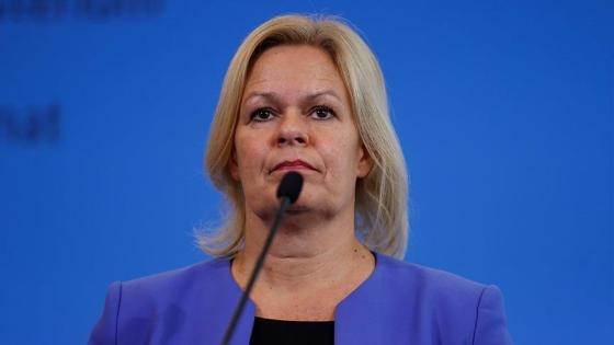 وزيرة الداخلية الألمانية نانسي فيزر