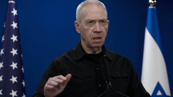 يوآف غالانت وزير الدفاع الإسرائيلي السابق