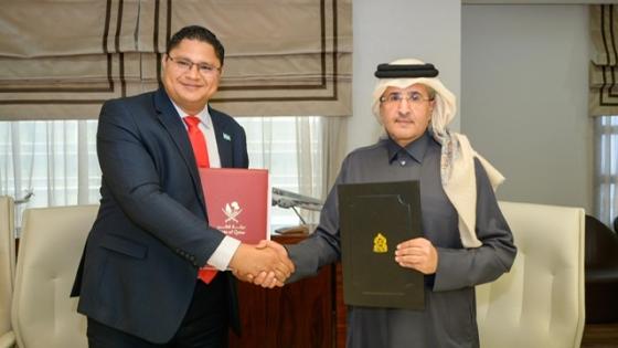 جانب من توقيع الاتفاقية