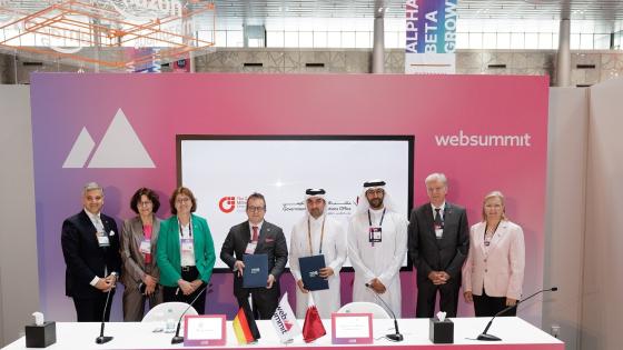 جانب من توقيع مذكرة التفاهم