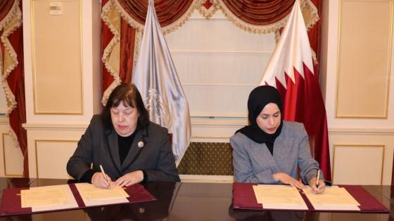 جانب من توقيع الاتفاق