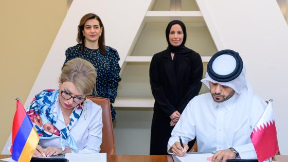 جانب من توقيع الاتفاقية